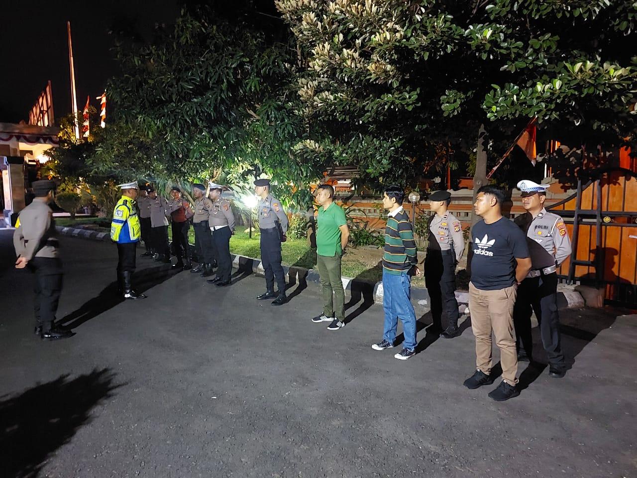 Anggota Lantas Polres Karangasem Laksanakan Serah Terima Tugas Jaga.