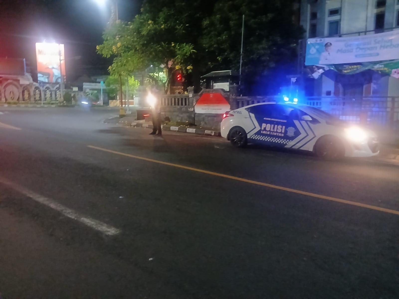 Blue Light Patrol di KTL 1, Satuan  Lalulintas Polres Karangasem Ciptakan Rasa Aman Pada Saat Malam Hari