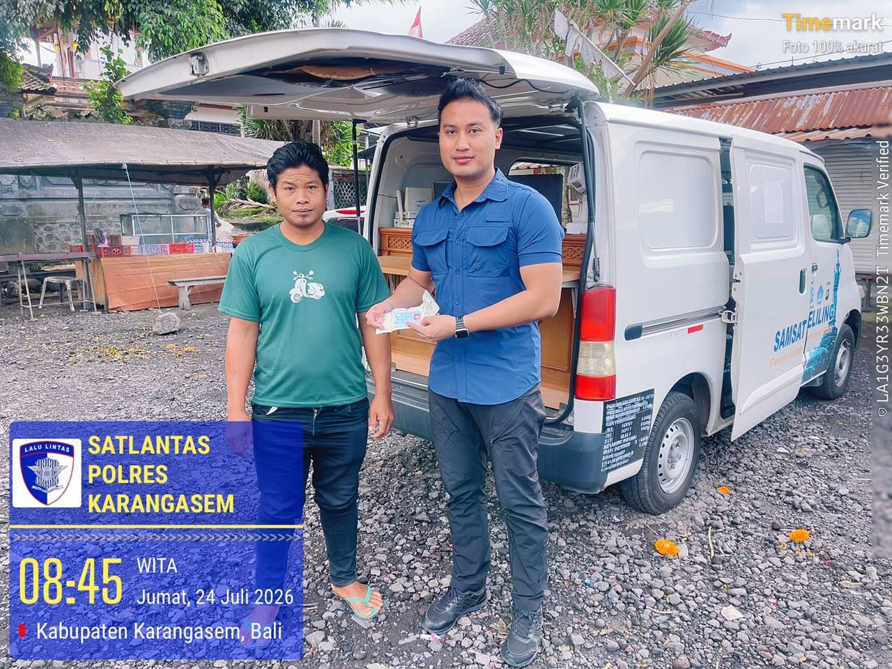 Sat Lantas Karangasem Berikan Pelayanan SAMSAT Keliling