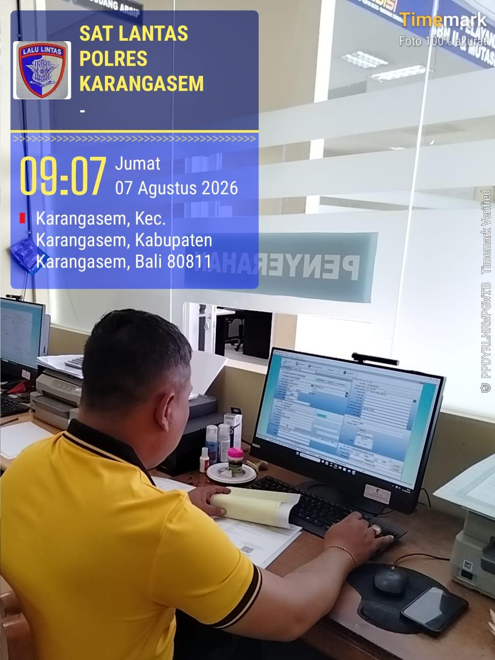 Sat Lantas Polres Karangasem Berikan Pelayanan Prima di BPKB