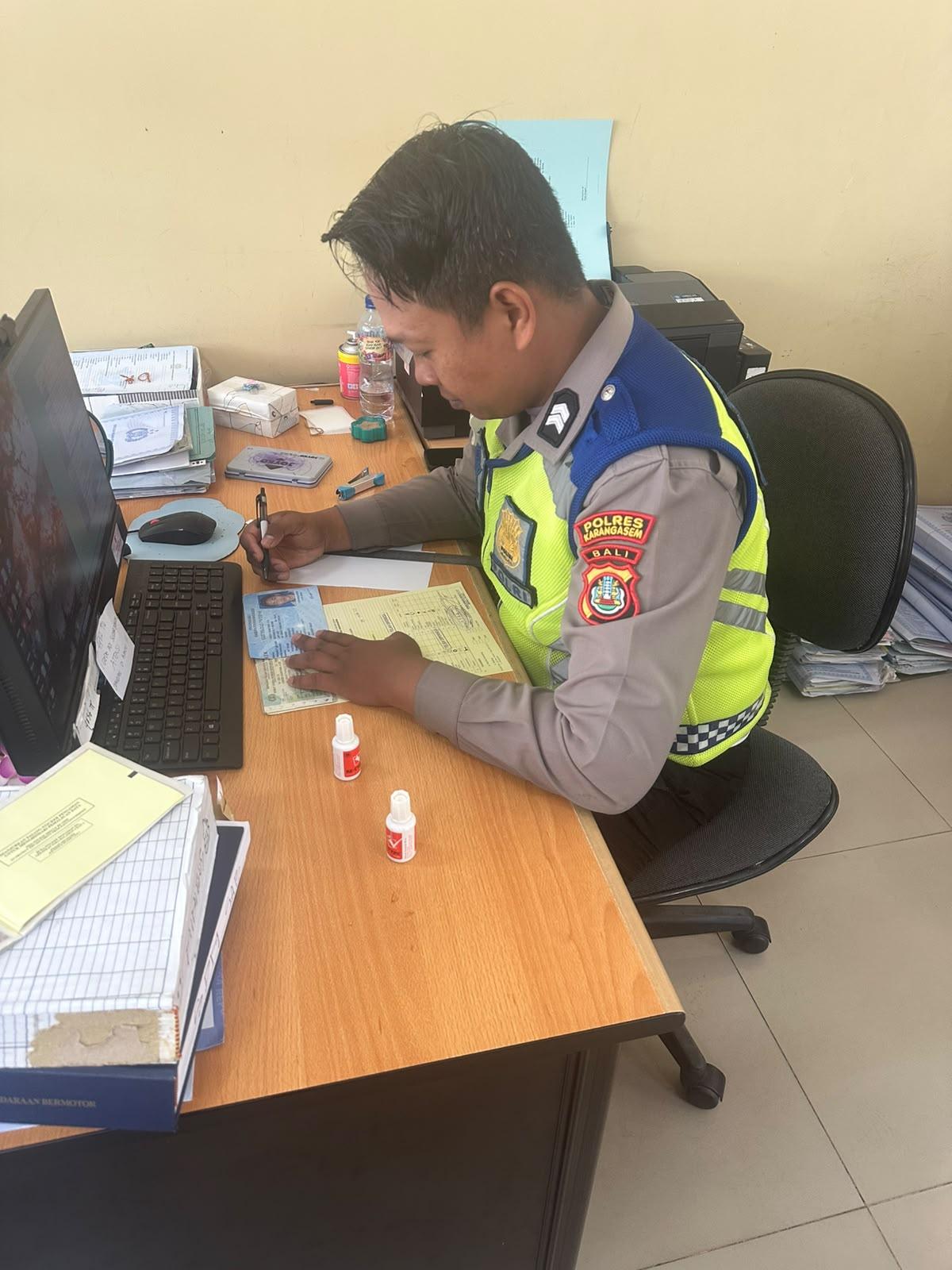 Tingkatkan Kualitas Pelayanan Publik, Proses Pelayanan BPKB Polres Karangasem Semakin Cepat dan Transparan