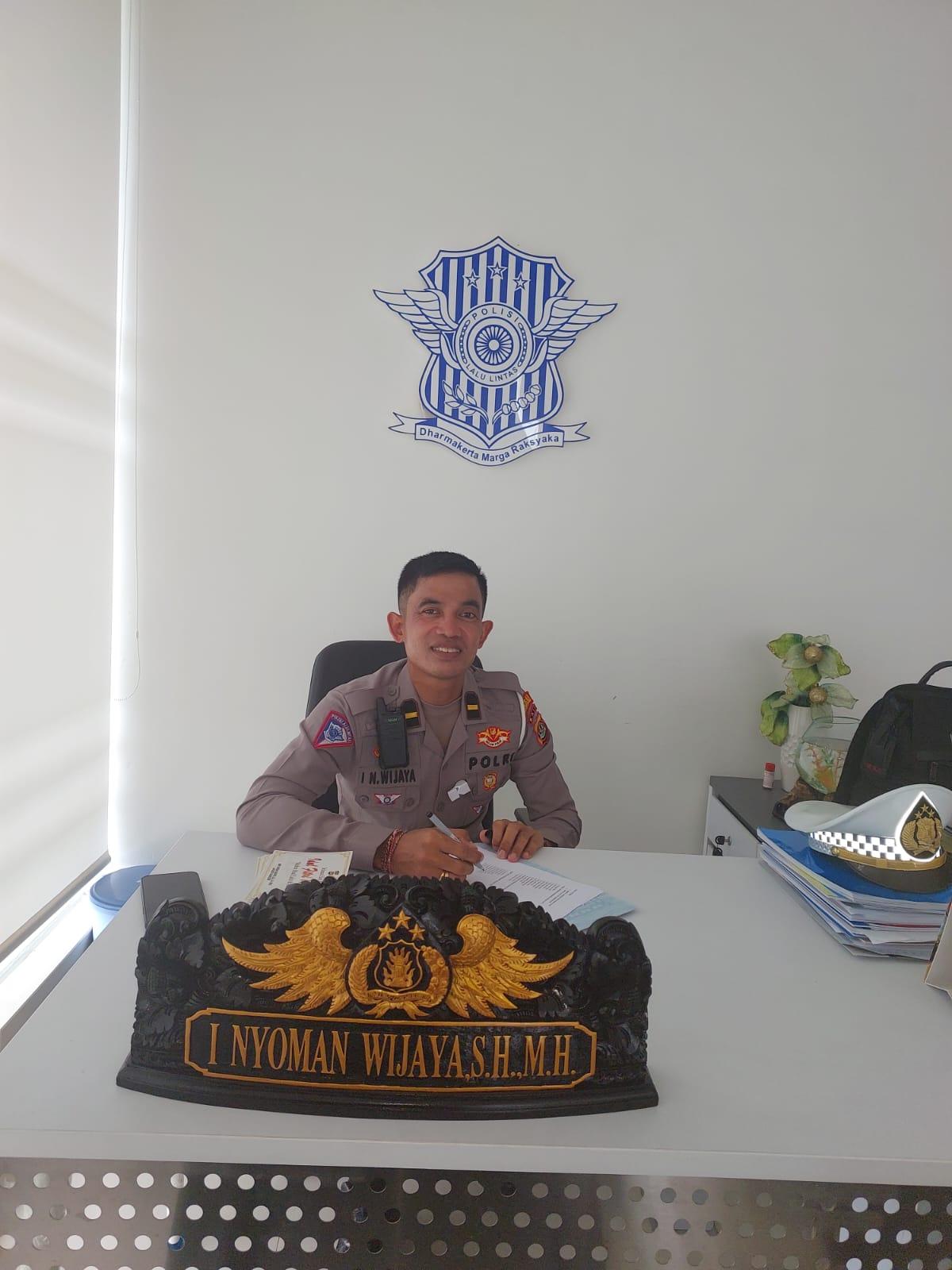 Polres Karangasem  Terus Gencarkan Aplikasi Signal Samsat, Permudah Layanan Pajak bagi Masyarakat 