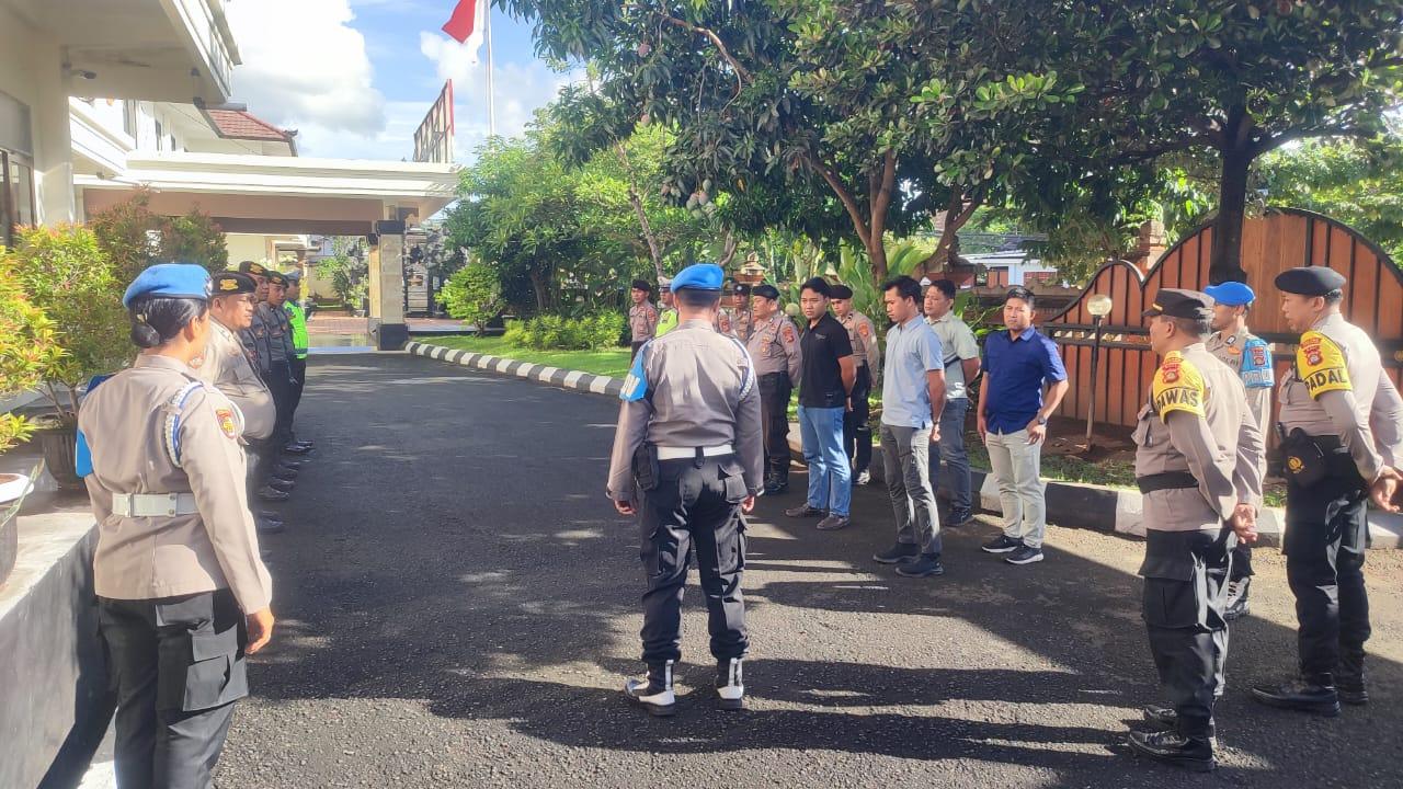 Laksanakan Tugas Piket Mako, Sat Lantas Polres Karangasem Ikuti Serah Terima Tugas Jaga