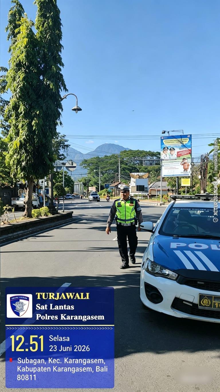 Kegiatan Rutin yang ditingktkan Satlantas Polres Karangasem laksanakan patrol di Jalan Sudirman