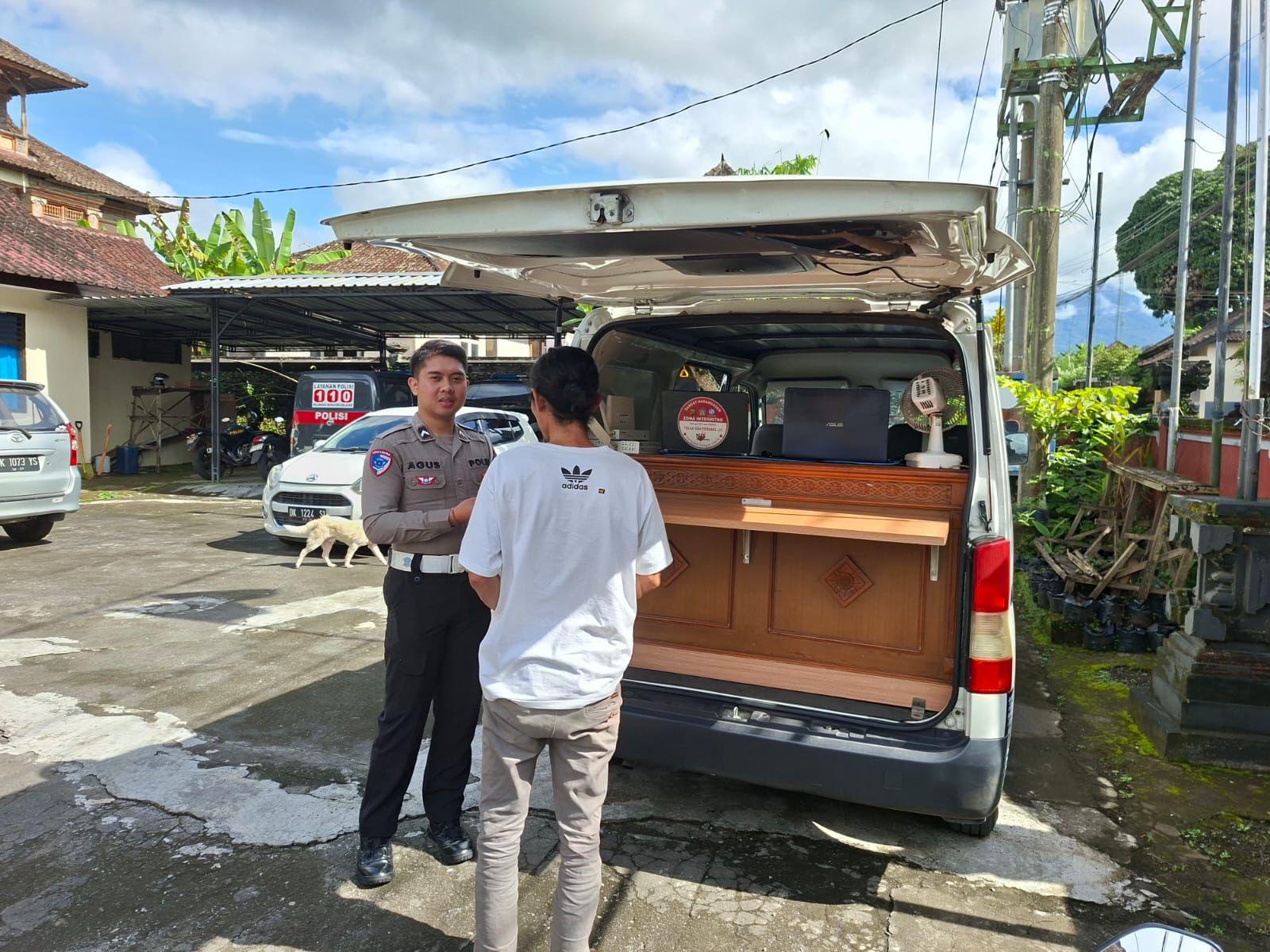 Sat Lantas Karangasem Berikan Pelayanan SAMSAT Keliling