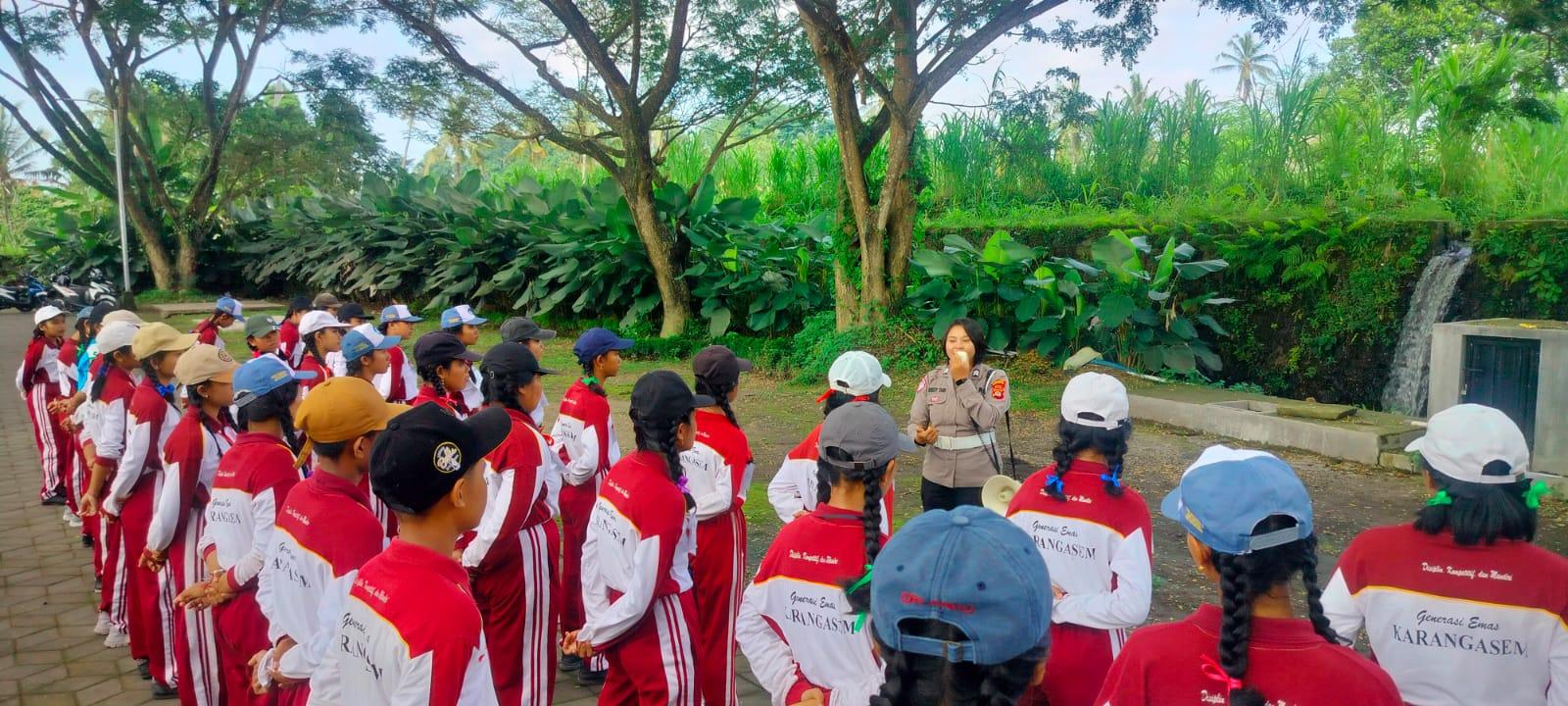 Police Goes To School