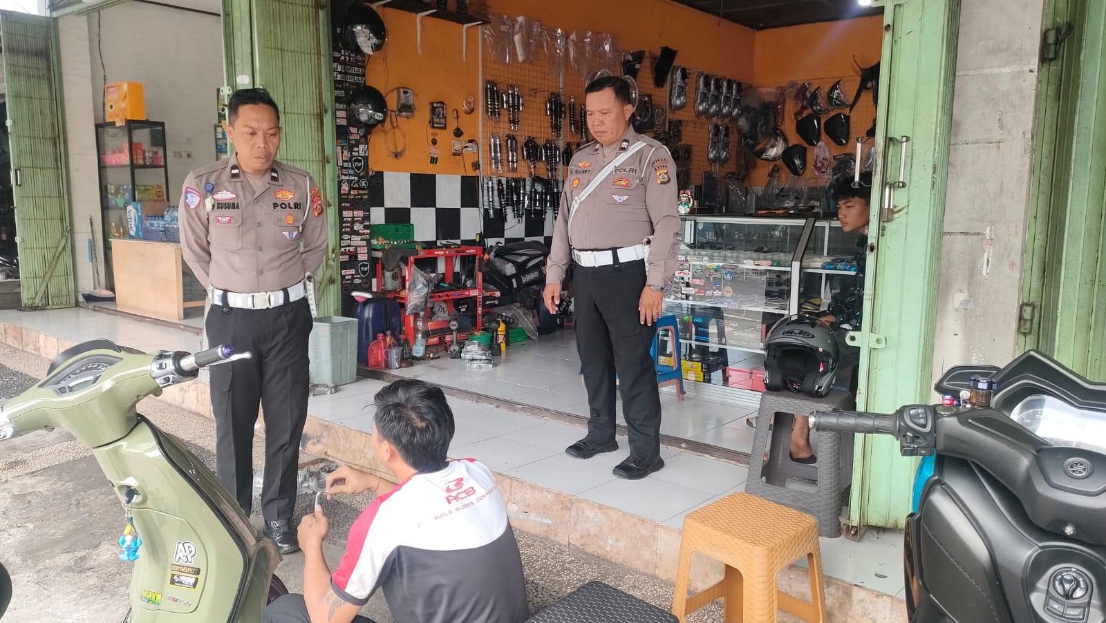 Sat Lantas Polres Karangasem  Gencar Sosialisasi Larangan Knalpot Brong