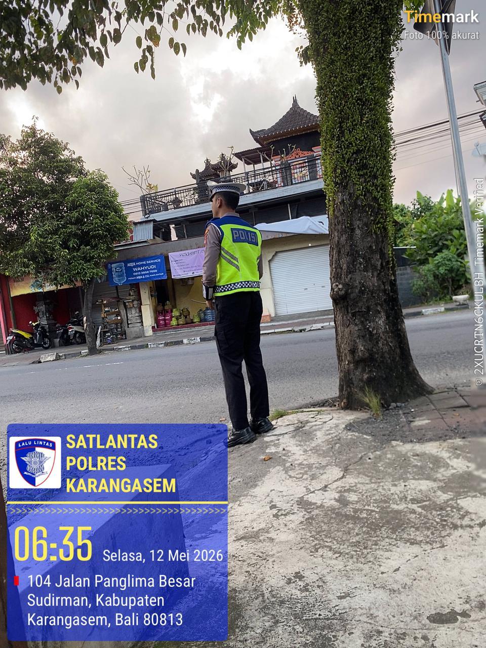Anggota Lantas Polres Karangasem Laksanakan PH Pagi di MAN Amlapura