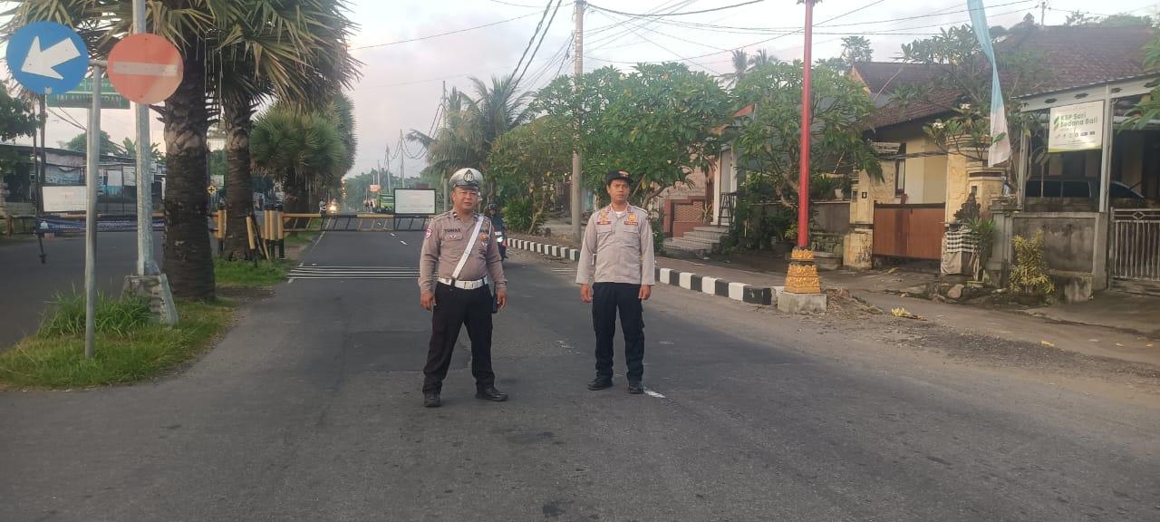 Sat Lantas Polres Karangasem Amankan Jalur Car Free Day di Jalan Veteran