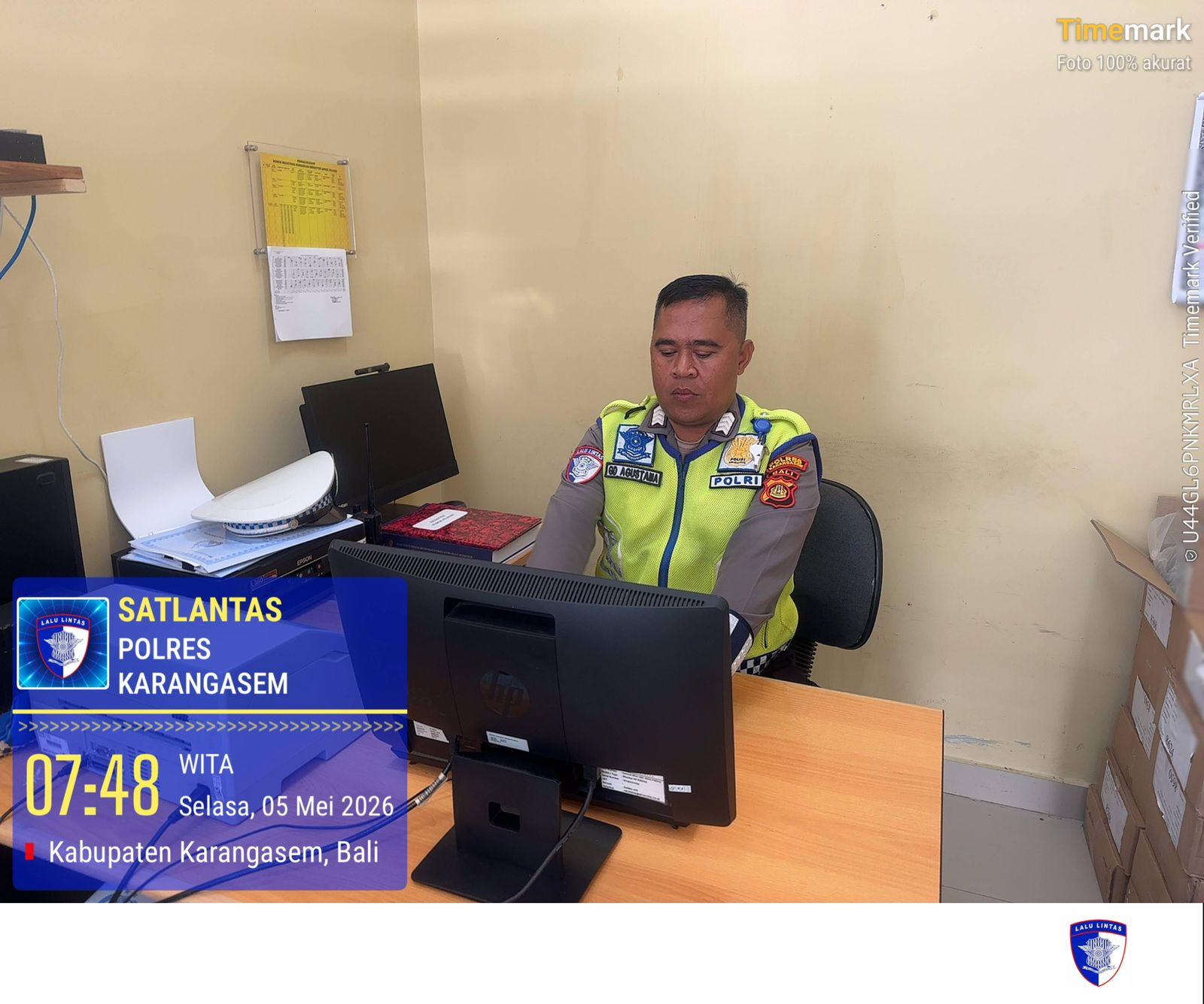 Sat Lantas Polres Karangasem Berikan Pelayanan Prima di BPKB