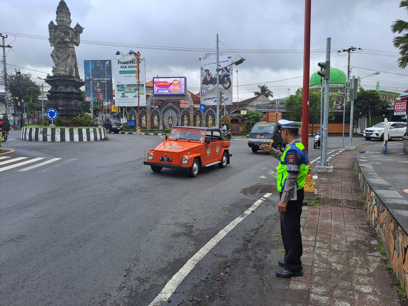 Personil Lantas Laksanakan Gatur Pagi Demi Ketertiban Dan Kelancaran Arus Lalin Di Ktl 1 Subagan