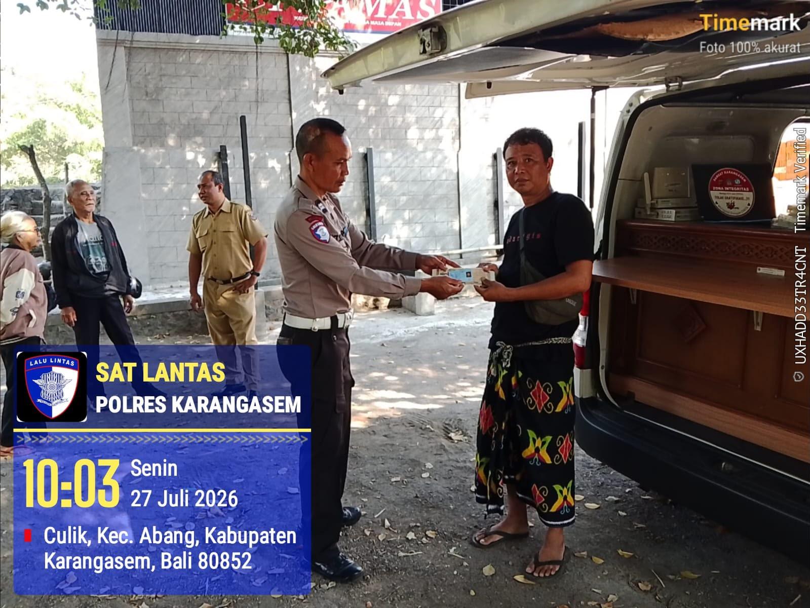 Sat Lantas Karangasem Berikan Pelayanan SAMSAT Keliling