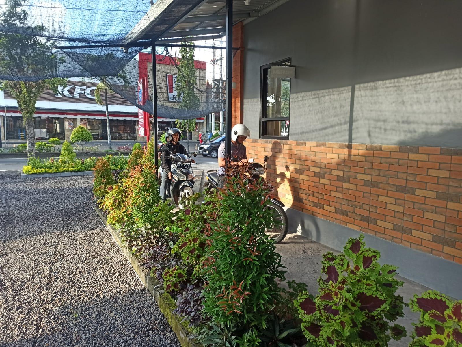  Pelayanan Samsat Drive Thru Polres Karangasem