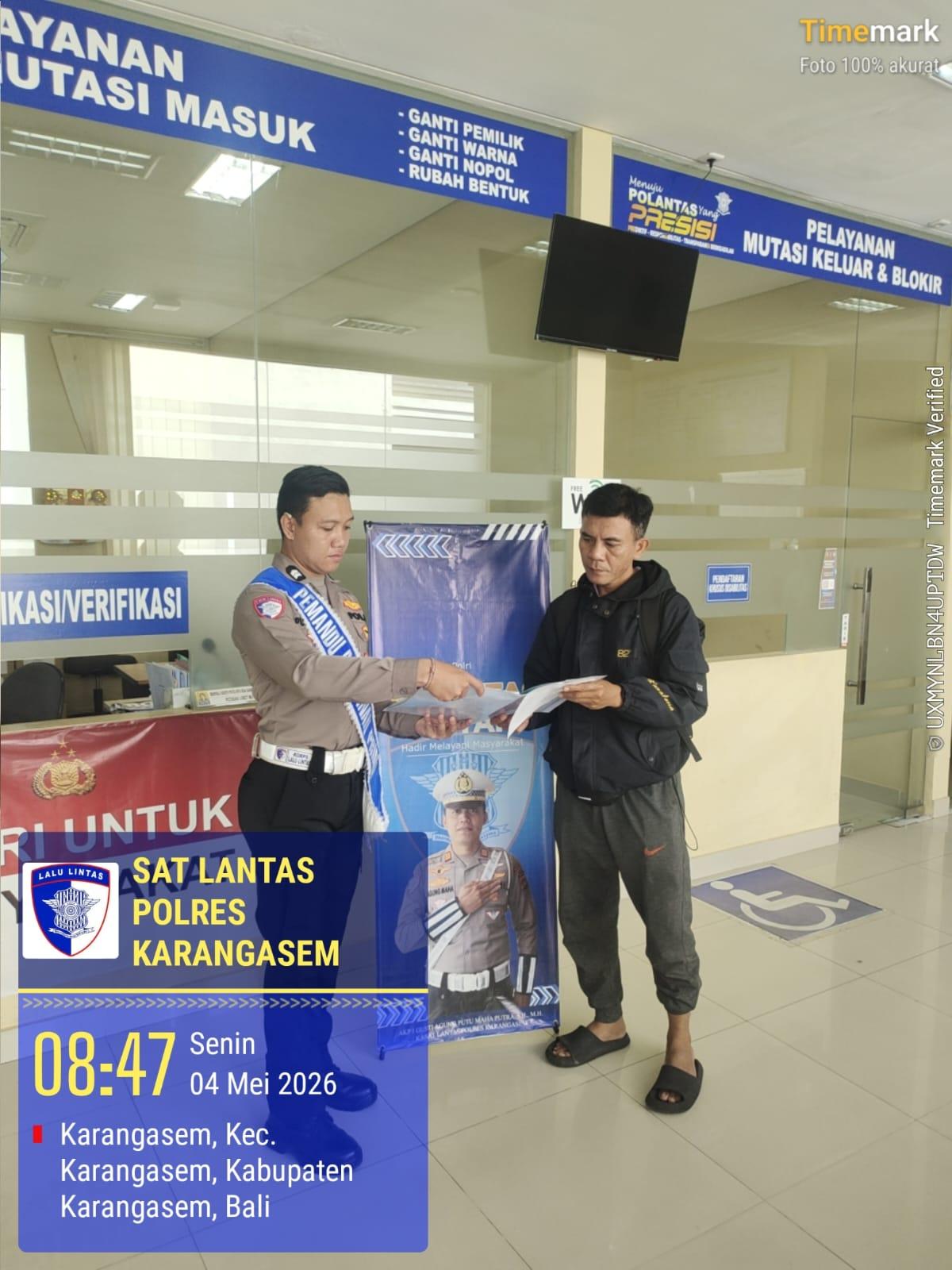 Sat Lantas Polres Karangasem Berikan Pelayanan Prima di BPKB