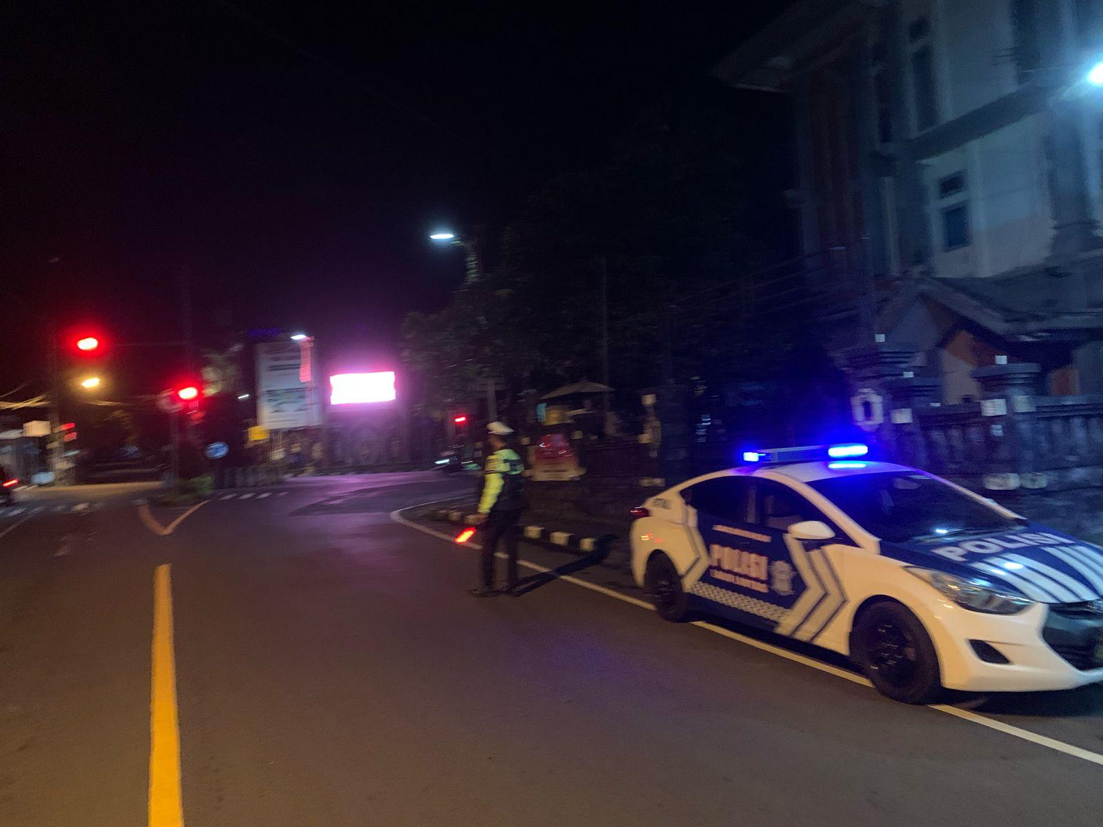 Blue Light Patrol di KTL 1, Satuan  Lalulintas Polres Karangasem Ciptakan Rasa Aman Pada Saat Malam Hari