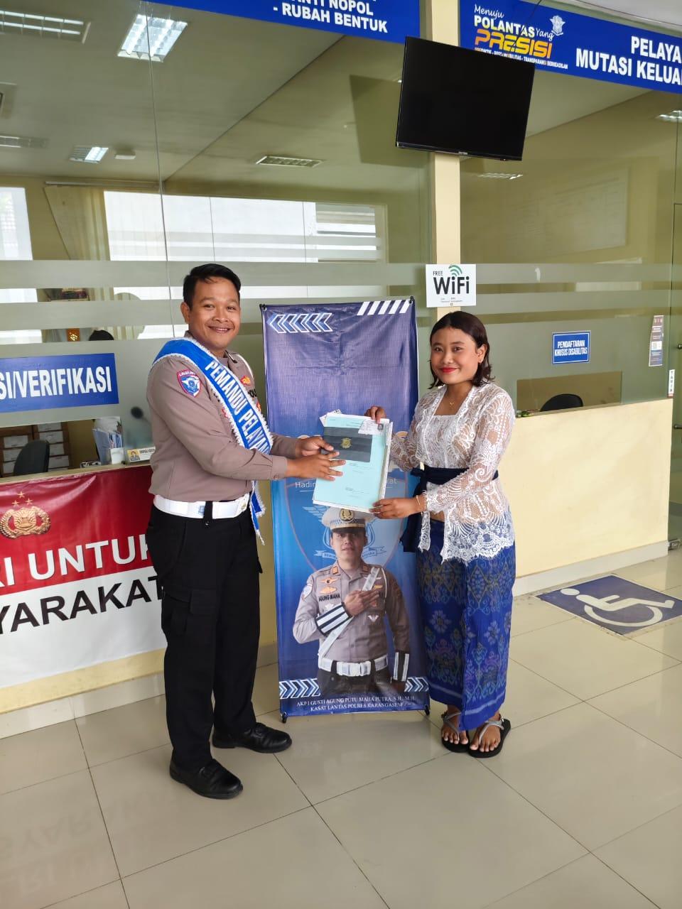 Sat Lantas Polres Karangasem Berikan Pelayanan Prima di BPKB