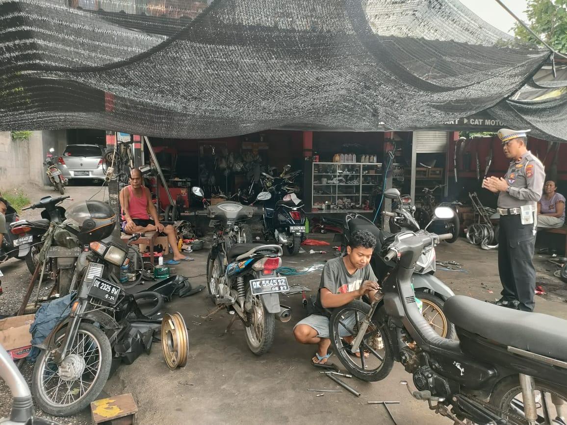 Sat Lantas Polres Karangasem  Gencar Sosialisasi Larangan Knalpot Brong