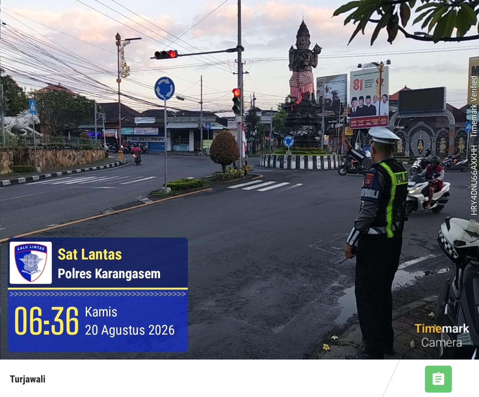 Personil Lantas Laksanakan Gatur Pagi Demi Ketertiban dan Kelancaran Arus Lalin di Ktl 1 Subagan