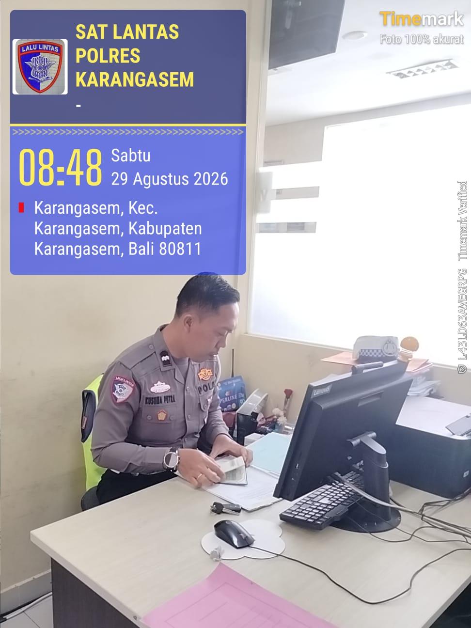 Sat Lantas Polres Karangasem Berikan Pelayanan Prima di BPKB