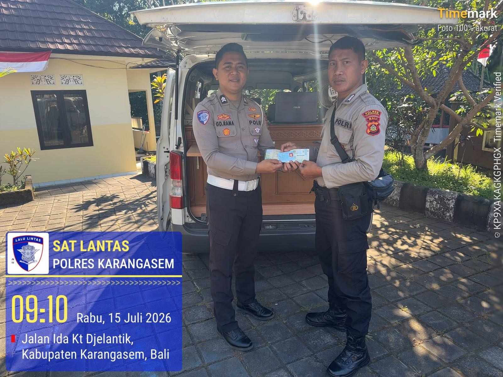 Sat Lantas Karangasem Berikan Pelayanan SAMSAT Keliling