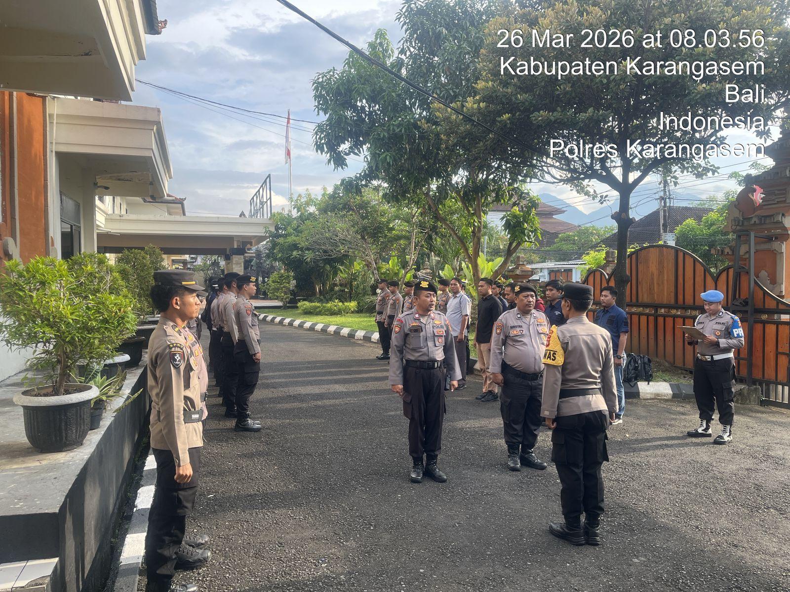  Laksanakan Tugas Piket Mako, Sat Lantas Polres Karangasem Ikuti Serah Terima Tugas Jaga