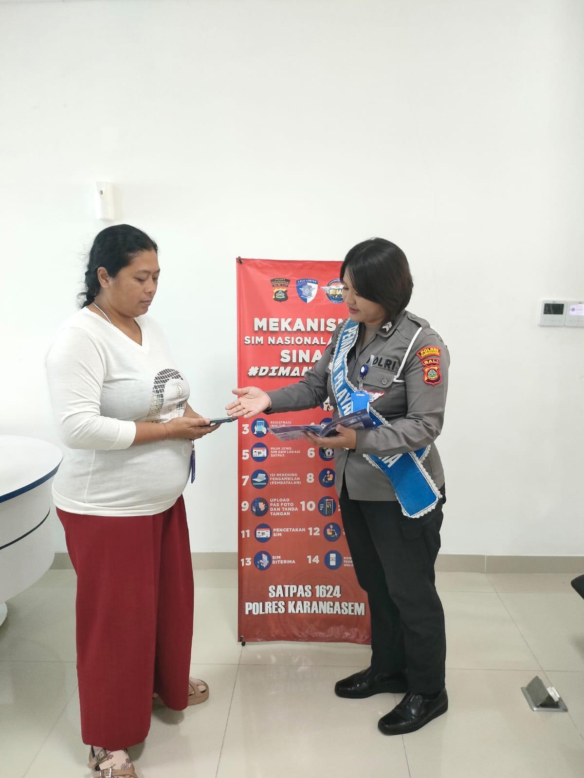Berikan Kemudahan kepada Masyarakat, Polres Karangasem Ajak Masyarakat Manfaatkan Layanan SIM Online SINAR