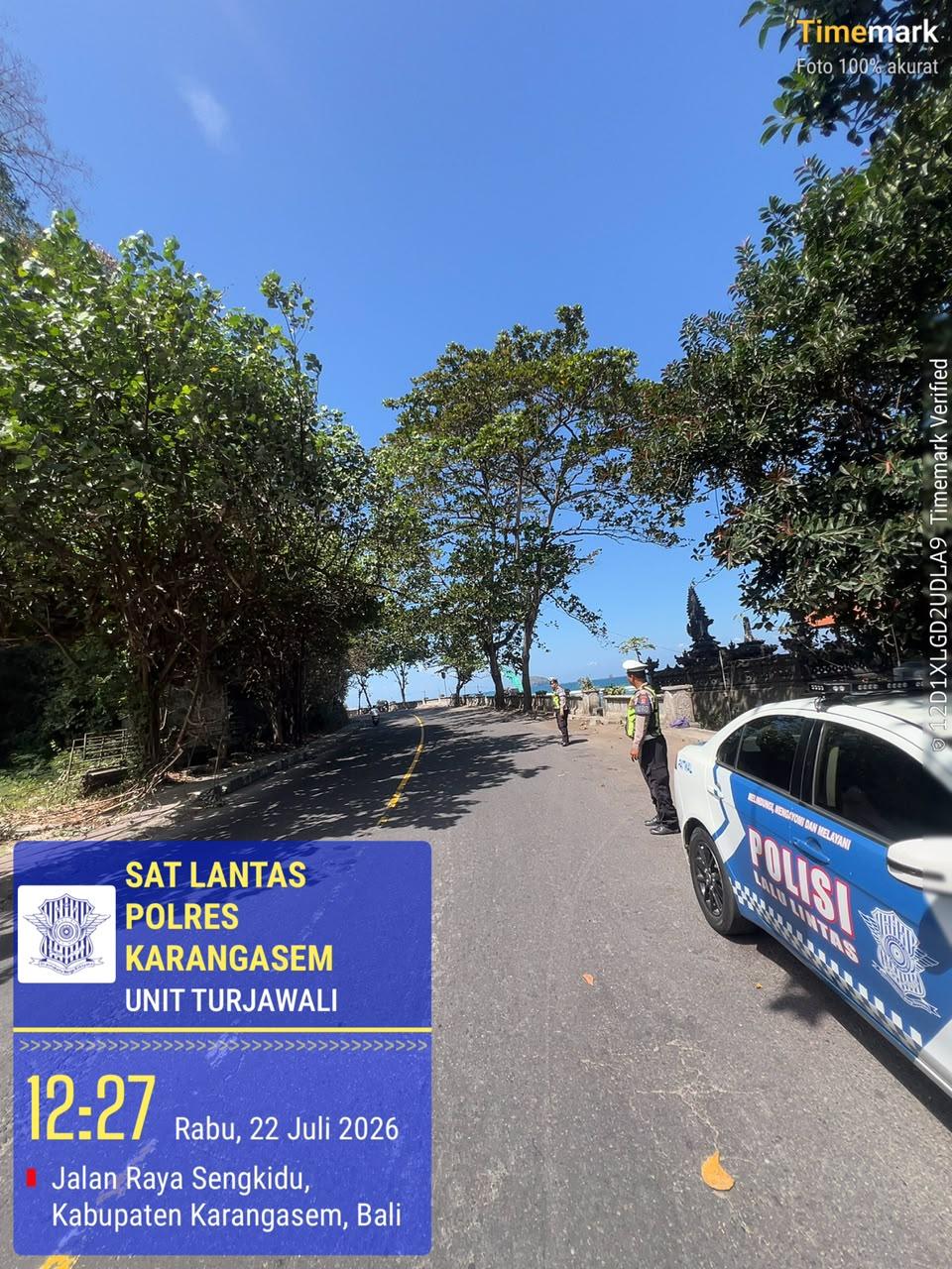 Satlantas Polres Karangasem Berikan Himbauan Parkir Truk di Obyek Wisata Candidasa
