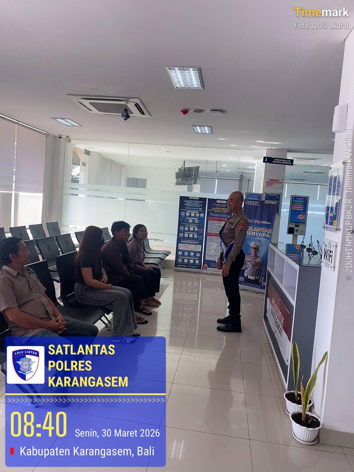 Satlantas Polres Karangasem Tingkatkan Pelayanan SIM dan Edukasi Pengendara untuk Cegah Laka Lantas   