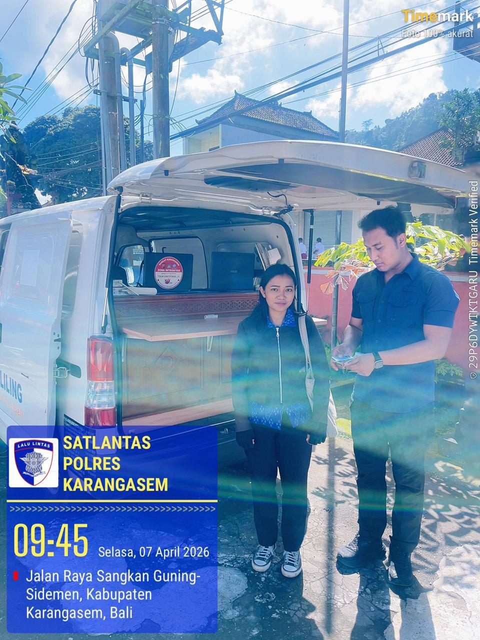 Sat Lantas Karangasem Berikan Pelayanan SAMSAT Keliling