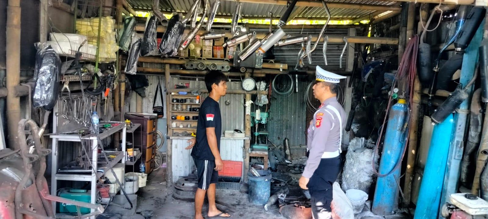 Sat Lantas Polres Karangasem  Gencar Sosialisasi Larangan Knalpot Brong