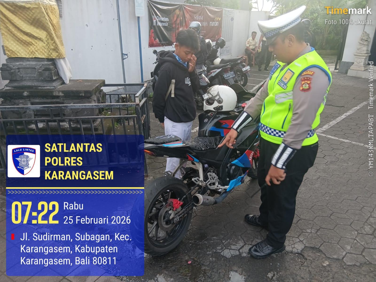 Sat Lantas Polres Karangasem  Gencar Sosialisasi Larangan Knalpot Brong