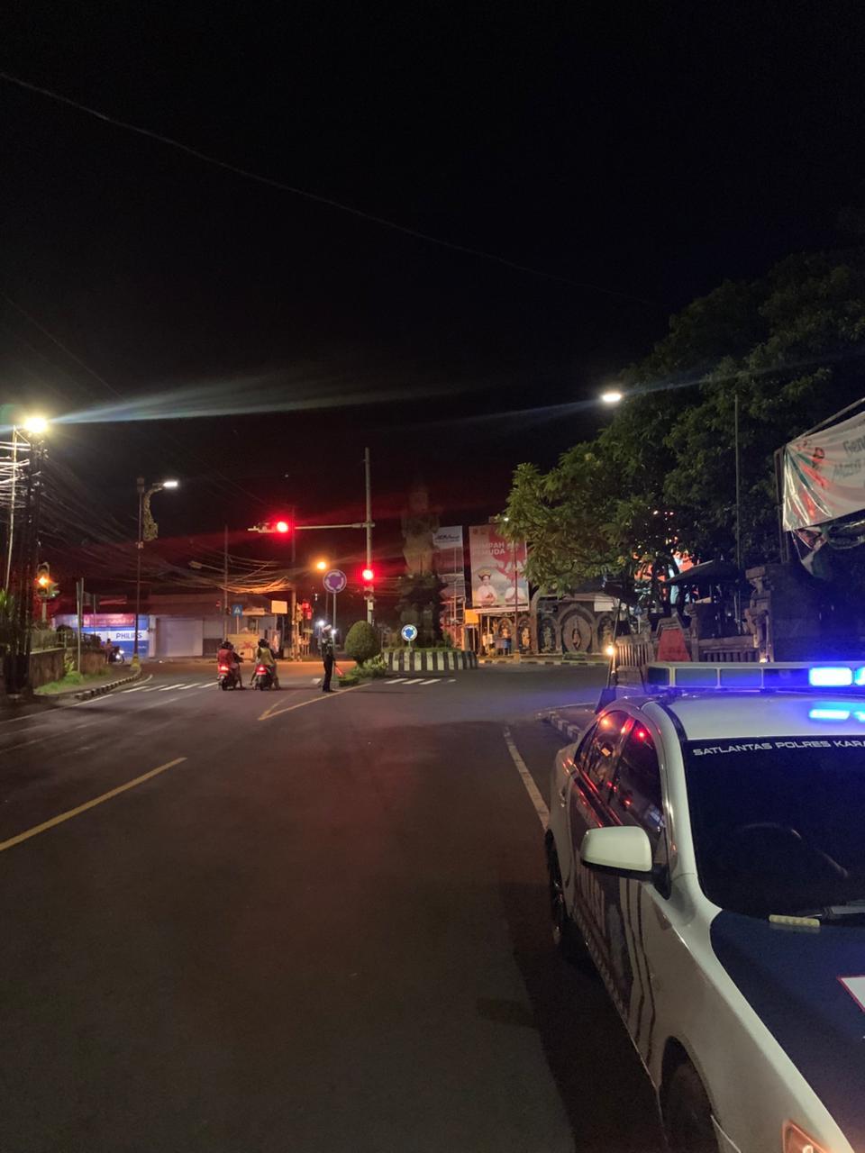 Blue Light Patrol di KTL 1, Satuan  Lalulintas Polres Karangasem Ciptakan Rasa Aman Pada Saat Malam Hari