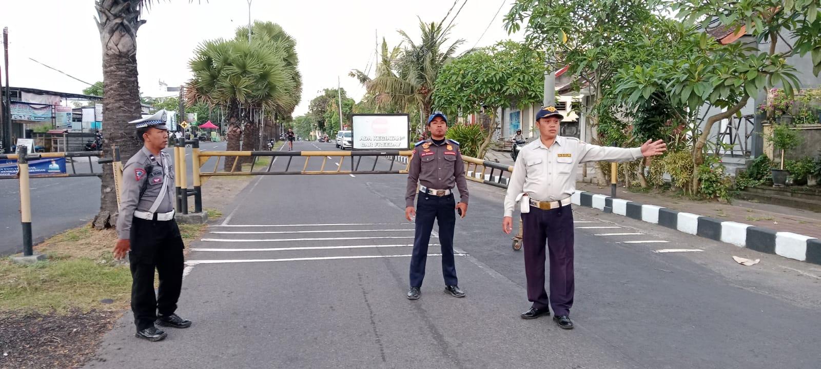 Sat Lantas Polres Karangasem Amankan Jalur Car Free Day di Jalan Veteran